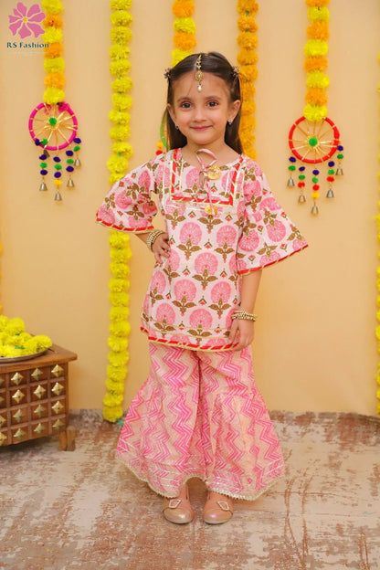 Girl straight kurti with sharara in wholesale